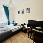Bedrooms Piotrkowska 64 Апарт-отель Лодзь