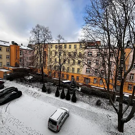 Hotel apartamentowy Bedrooms Piotrkowska 64
