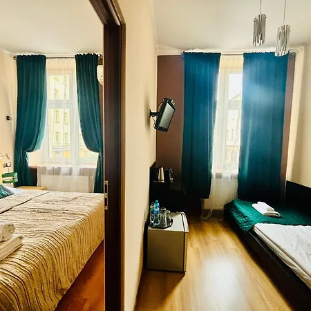 Apart Otel Bedrooms Piotrkowska 64 3*