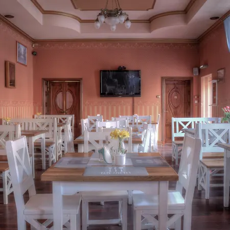 Ξενοδοχείο με διαμερίσματα Bedrooms Piotrkowska 64