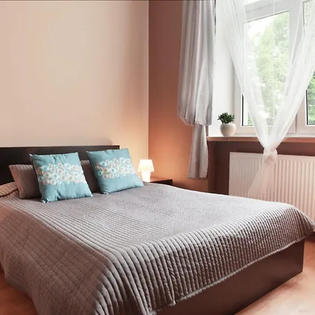 Bedrooms Piotrkowska 64 4*