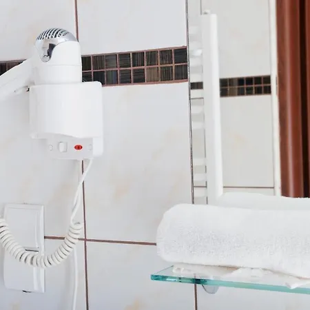 Hotel apartamentowy Bedrooms Piotrkowska 64 4*