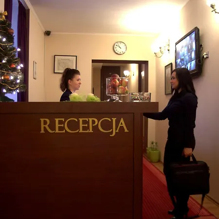 Ξενοδοχείο με διαμερίσματα Bedrooms Piotrkowska 64 4*