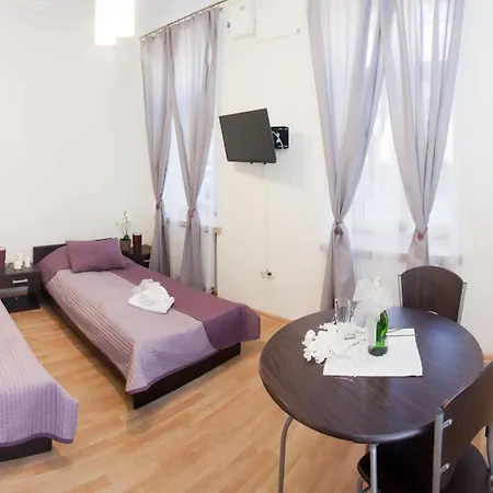 Aparthotel Bedrooms Piotrkowska 64 Lodz