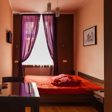 Bedrooms Piotrkowska 64 Hotel apartamentowy 3*