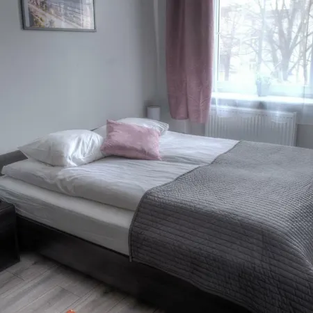 Hotel apartamentowy Bedrooms Piotrkowska 64 Łódź