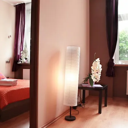 Bedrooms Piotrkowska 64 4*