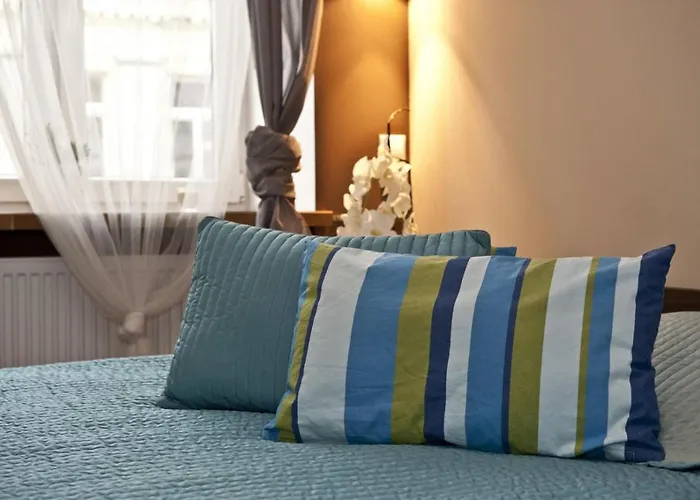 Bedrooms Piotrkowska 64 4*