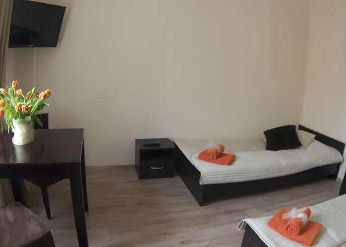 Bedrooms Piotrkowska 64 4* Lodz