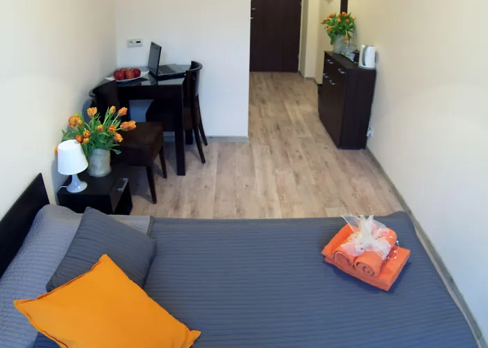 Bedrooms Piotrkowska 64 3*