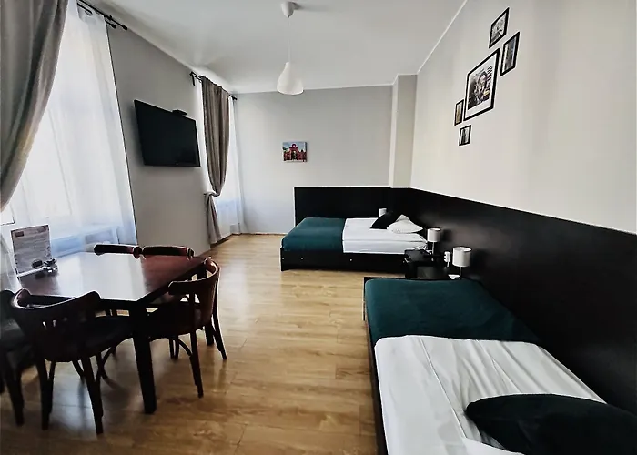 Aparthotel Bedrooms Piotrkowska 64 4*