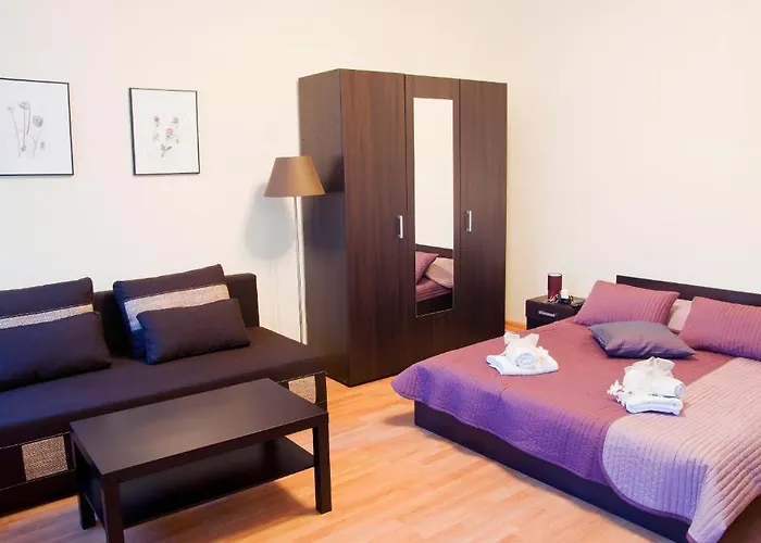 Bedrooms Piotrkowska 64 Aparthotel 4*